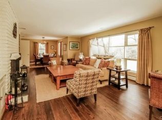 19 Crooked Trail Rd, Norwalk, CT 06853