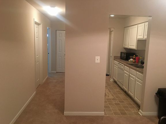 4th image of 1445 Canterbury Ln APT A209