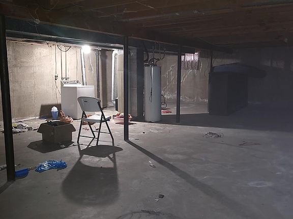 5th image of 1546 N Nelson Ave