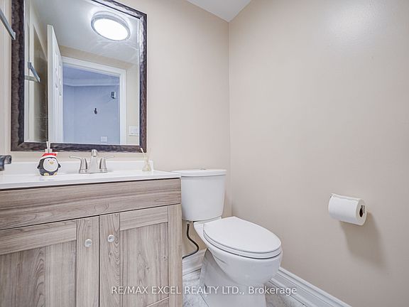 4th image of 7025 Dunrobin Way