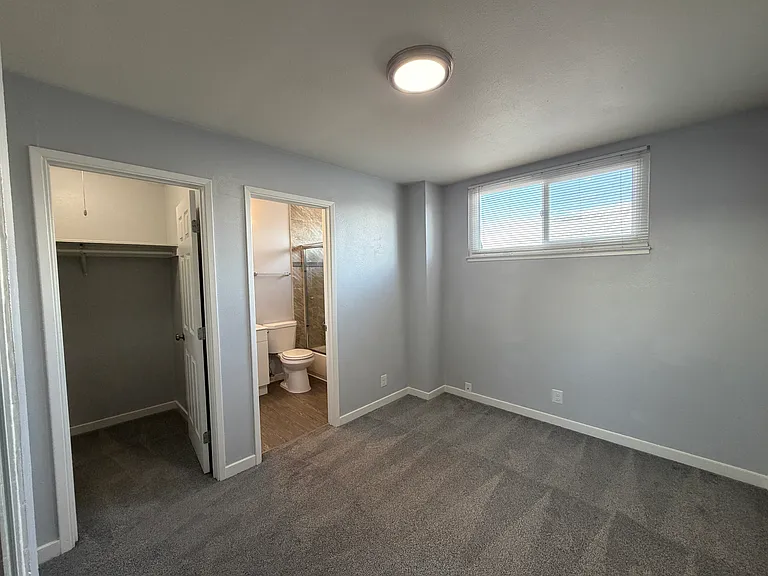 Tahoe Terrace Apartments — Photo 8