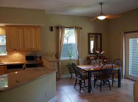 Open kitchen & great room