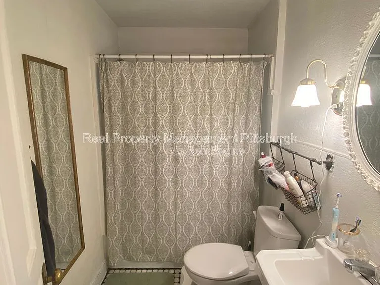 207 S Millvale Ave #1 — Photo 10