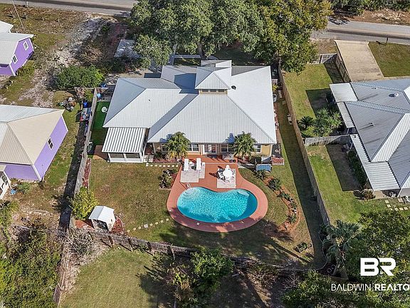 3rd image of 5217 Green Tree Rd