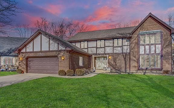 2nd image of 3585 Londonderry Ct