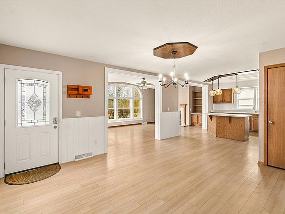 5th image of 33045 Finestead Dr