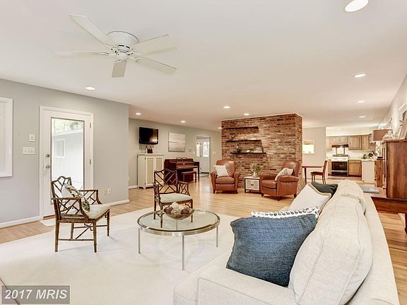 4th image of 1506 Gordon Cove Dr