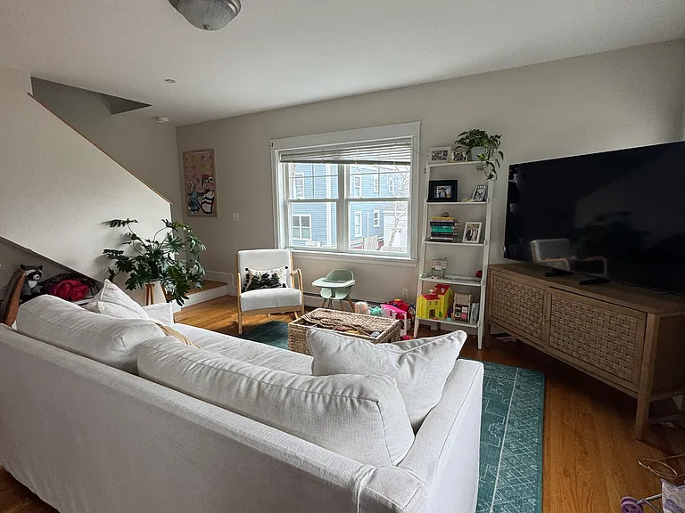 94 Atlantic St #2 — Photo 3