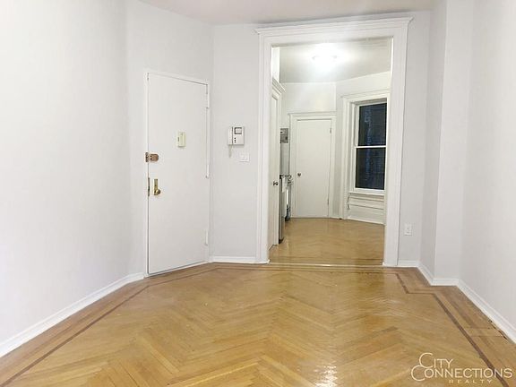 4th image of 26 W 27th St APT 50