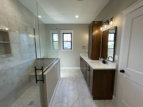 3 bed, 1900 sqft, $2,300 — Photo 2