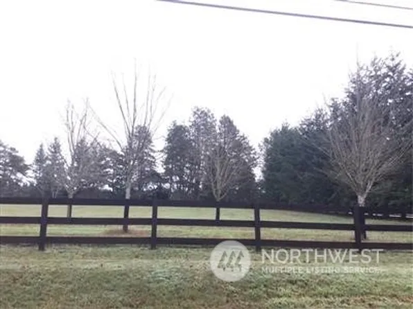 22 xxxx Wax Orchard Road SW, Vashon, WA 98070