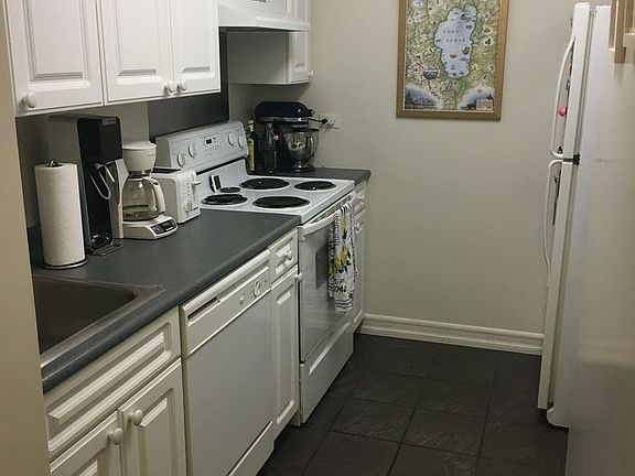 2nd image of 321 W 54th St APT 303