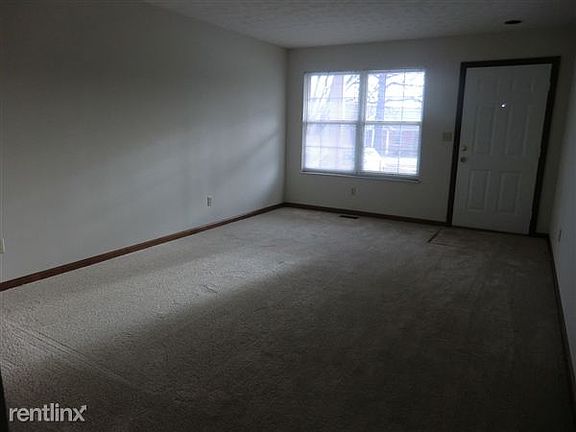 Woodbridge 1219 Living Room 2-13-15