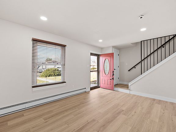 3rd image of 1249 Madison Ave