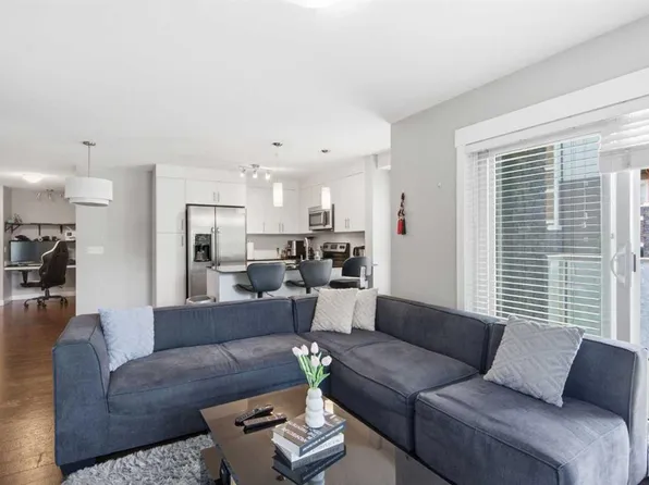 240 W Skyview Ranch Rd NE #2206, Calgary, AB T3N 0P4