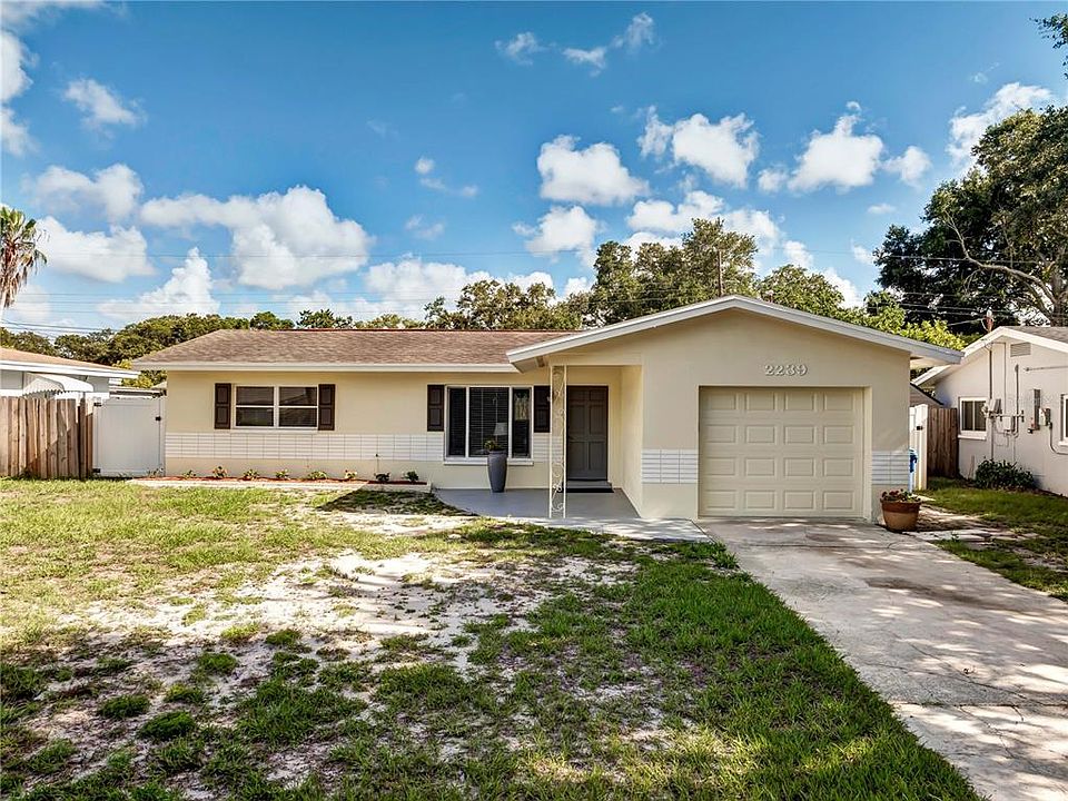 1st image of 2239 Rose Ln