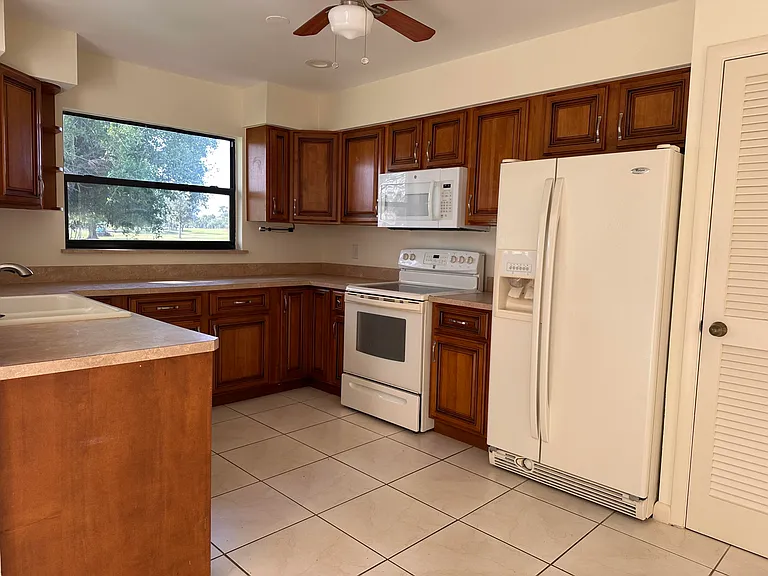 2687 SW Egret Pond Cir — Photo 2