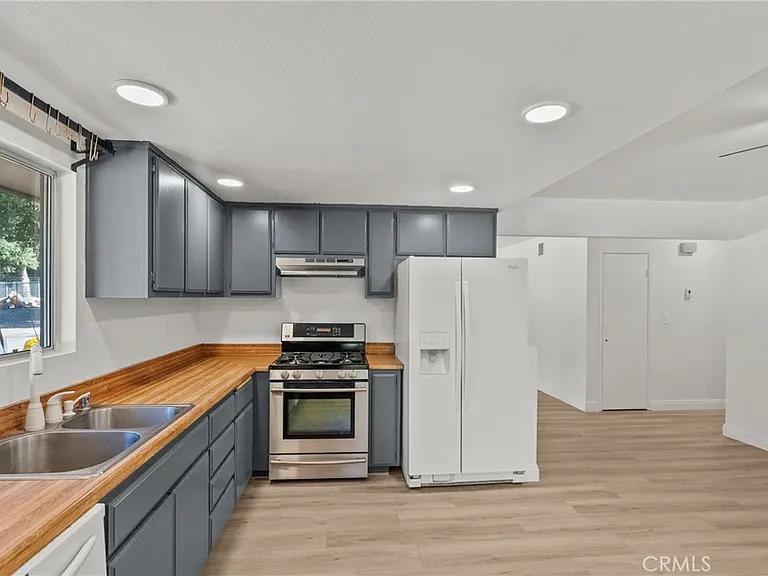 40220 Calle El Clavelito — Photo 21