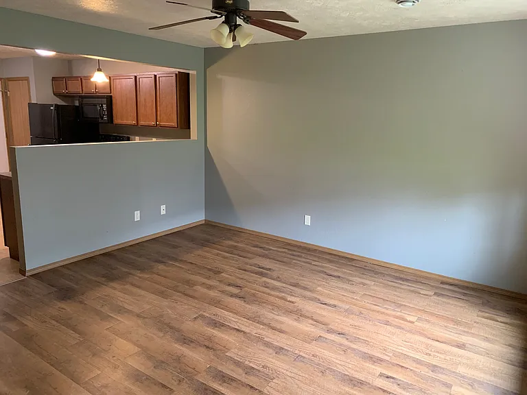 Arianna Townhomes — Photo 11