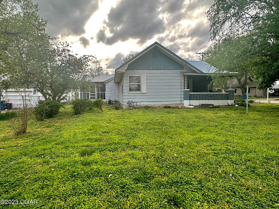 1301 Mill St, Lamar, MO 64759 Zillow