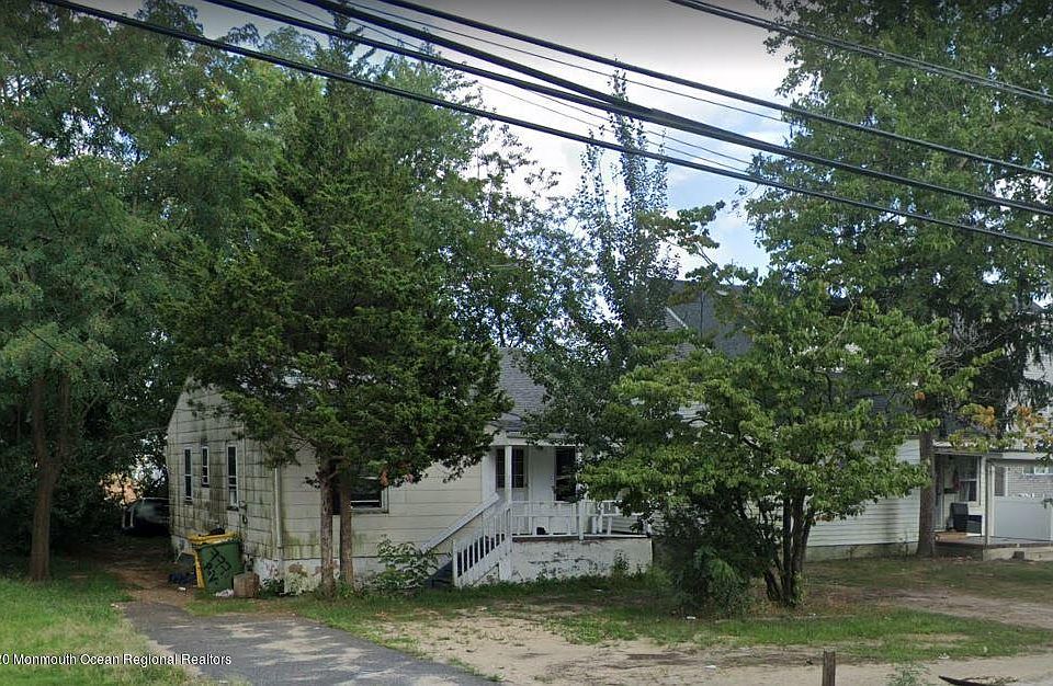 1st image of 777 River Ave