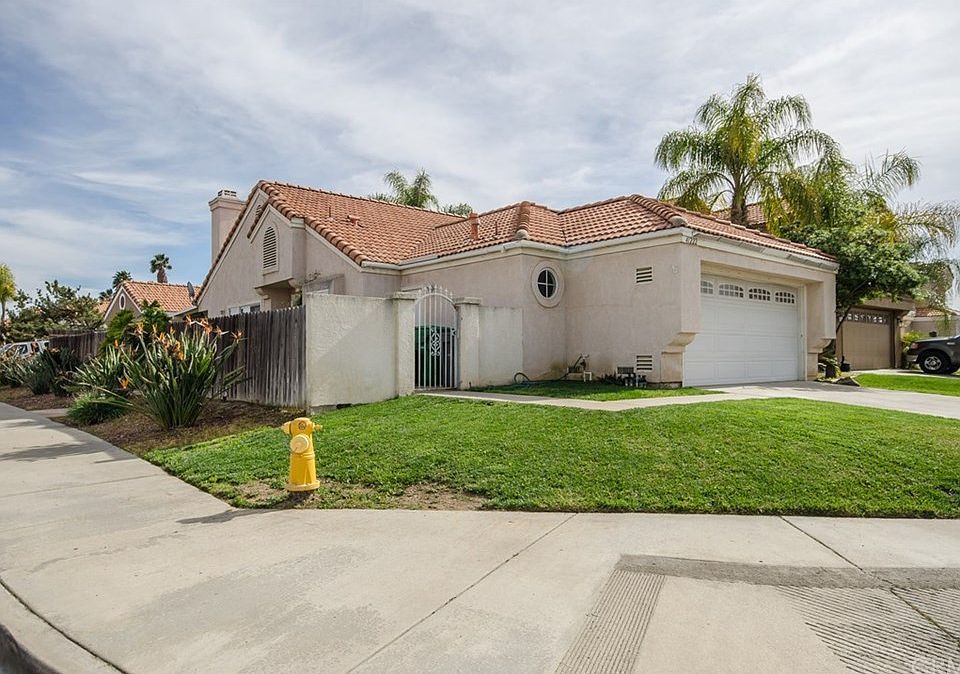 2nd image of 41222 Lace Cir