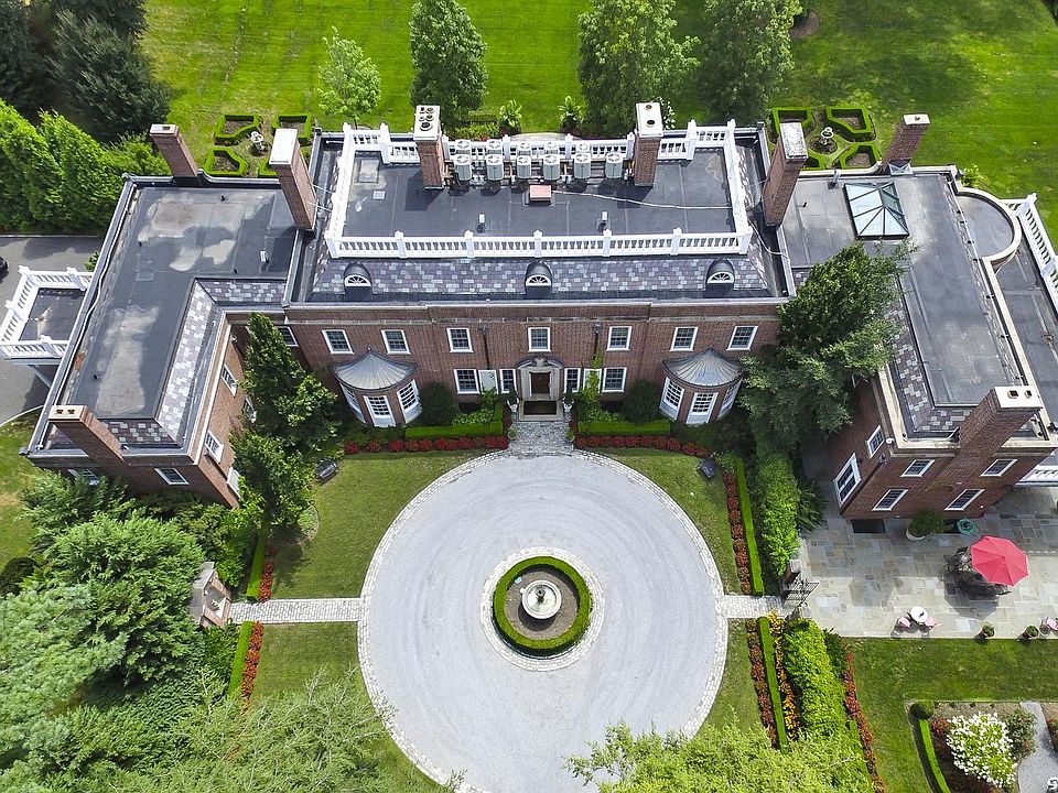 6120 Northern Blvd, East Norwich, NY 11732 Zillow