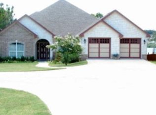 113 Peninsula Crossing Dr, Seven Points, TX 75143