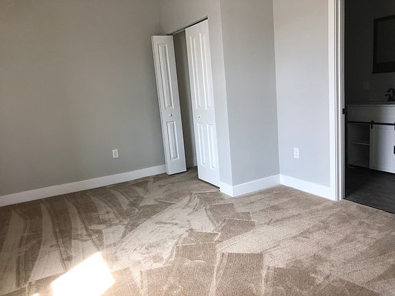 3rd image of 238 Bridge St APT 2
