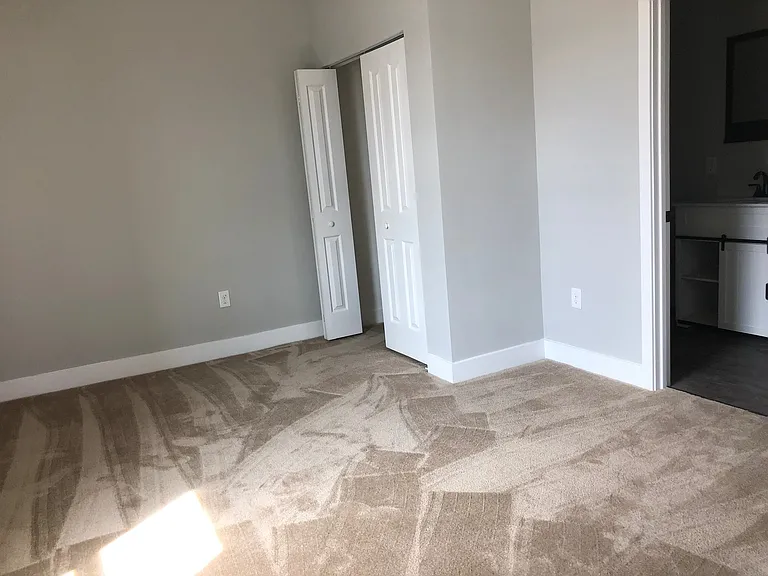 238 Bridge St — Photo 3