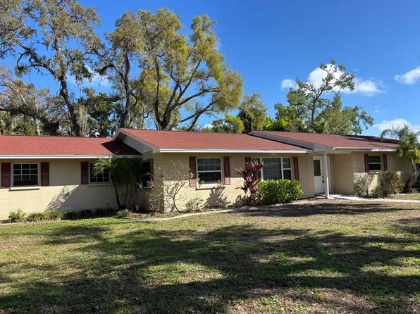 2012 5th St W, Palmetto, FL 34221