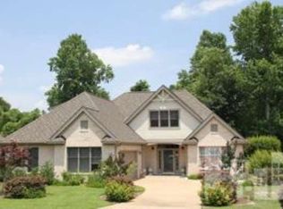 7113 Saybrook Dr, Wilmington, NC 28405