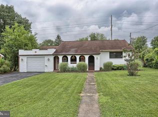 102 Carolyn St, Harrisburg, PA 17112