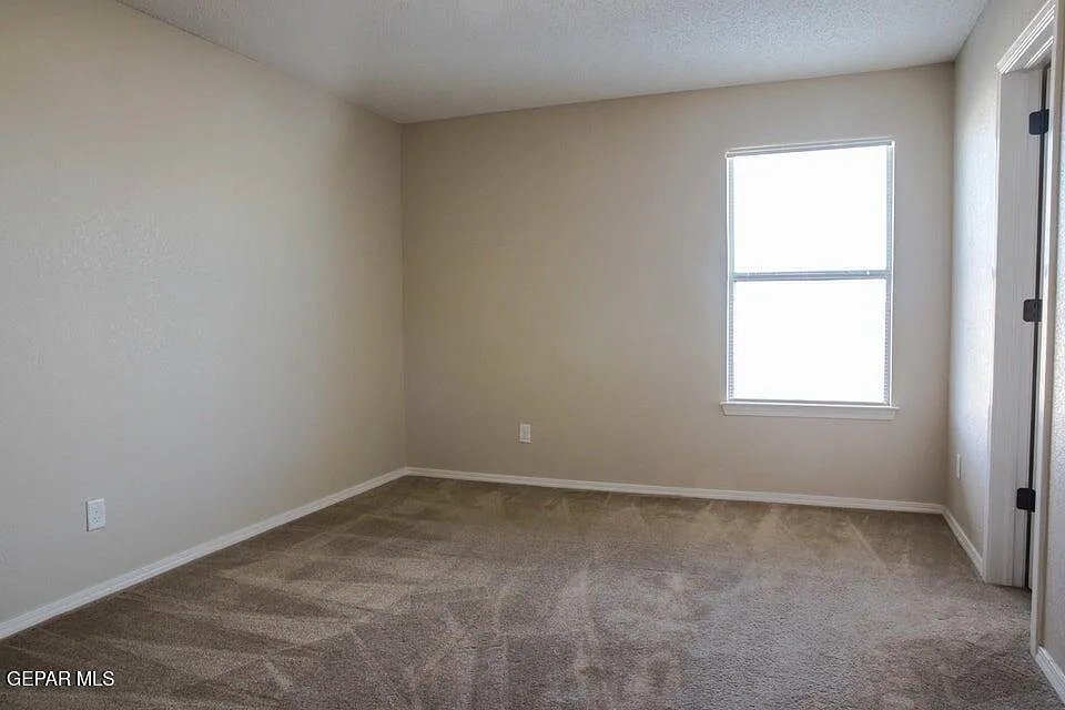 3 bed, 1535 sqft, $1,650 — Photo 4