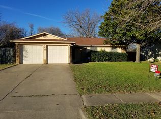 443 E Magnolia Ln, Duncanville, TX 75137
