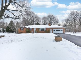 727 Embury Rd, Rochester, NY 14625