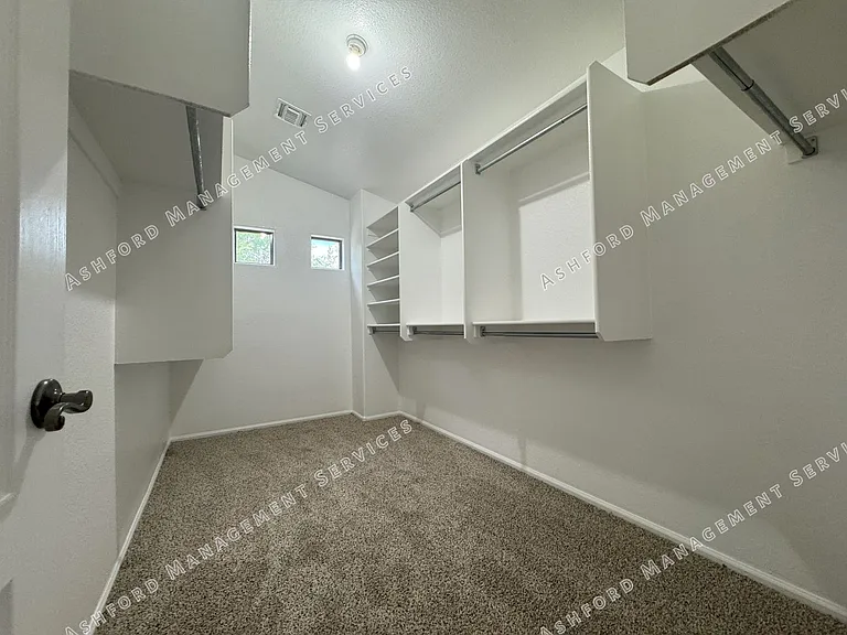 8303 S 47th Ln — Photo 24