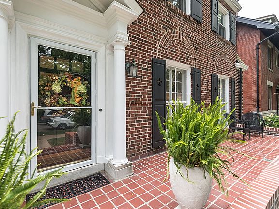 2nd image of 7136 Waterman Ave