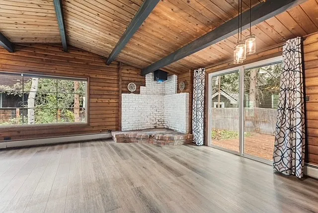 1285 Riverside Dr — Photo 22