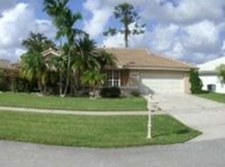 9633 N Carouse Cir, Boca Raton, FL 33434