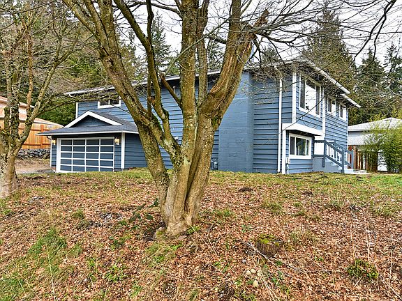 Large corner lot 