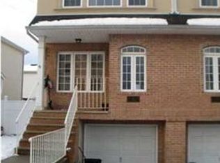 61 Benson St, Staten Island, NY 10312