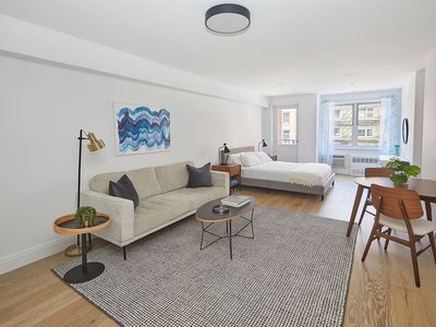 170 W 23rd St APT 2T, New York, NY, 10011