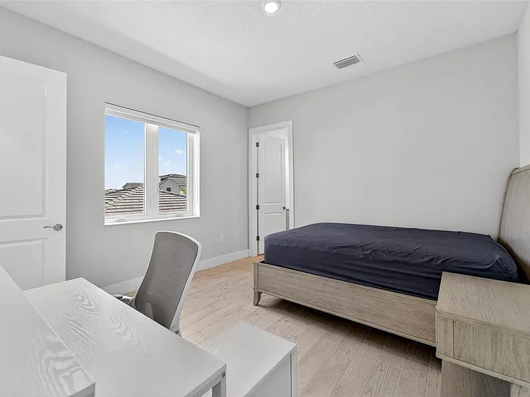 5917 Cat Claw Ln — Photo 32