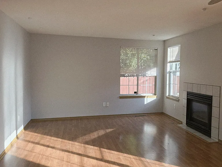 8078 Clay Dr — Photo 9