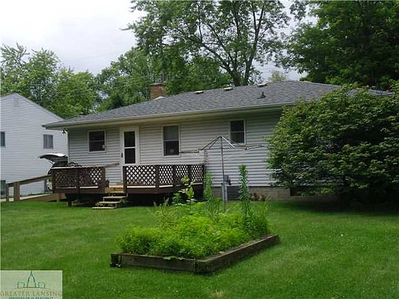 5th image of 2270 Park Ln