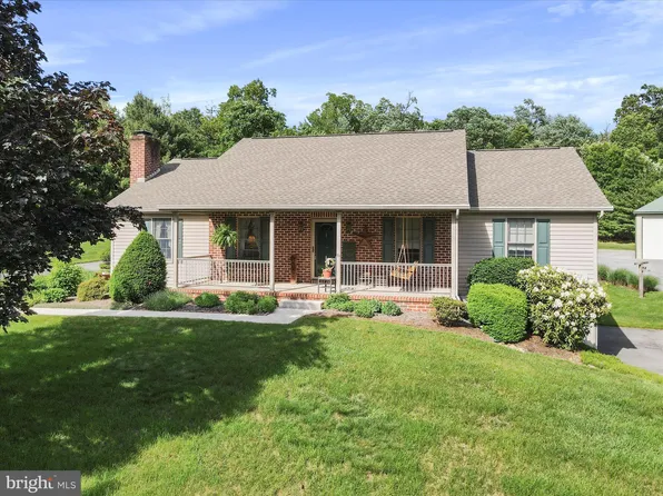 5762 White Church Rd, Shippensburg, PA 17257