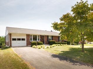 5775 Santa Anita Ter, Roanoke, VA 24012