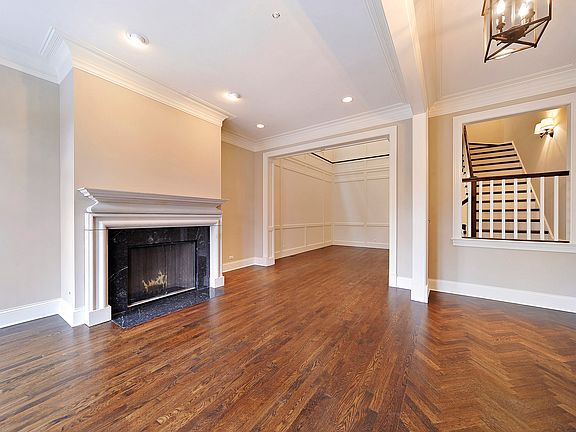 Living Room / Dining Room