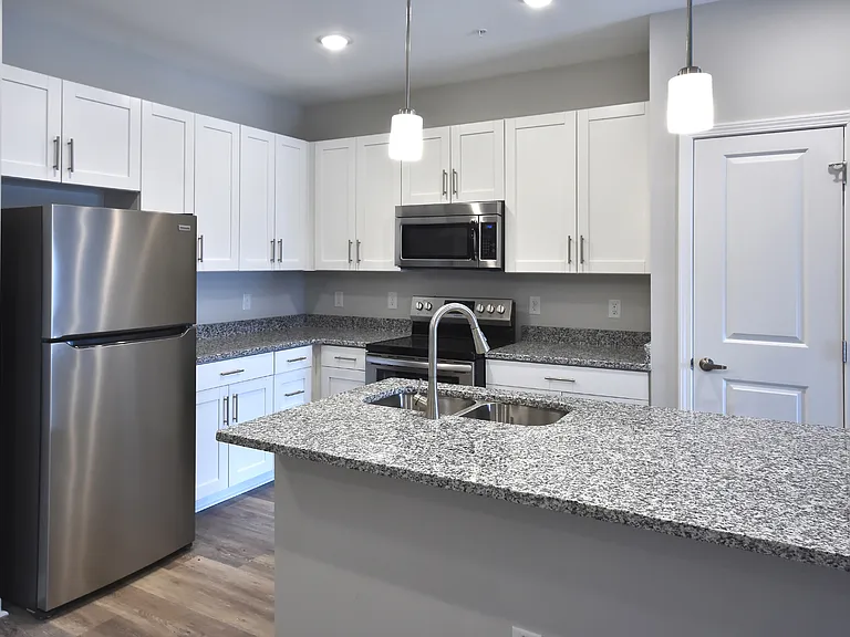 Grand Oaks Apartments — Photo 75